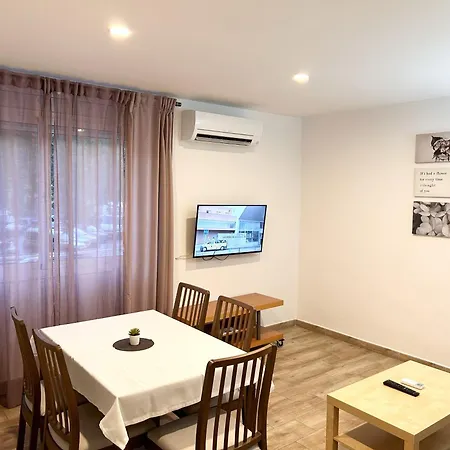 Josep Tarradellas Entire Apartment Sabadell Exterior photo